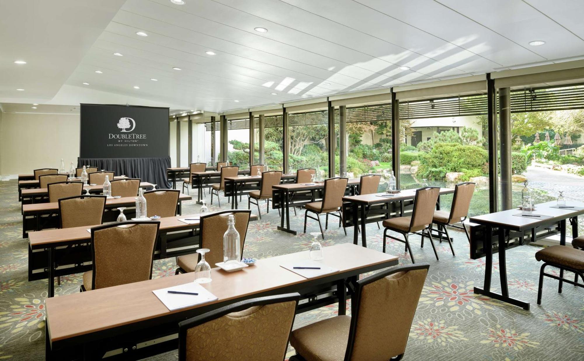 Doubletree By Hilton Angeles Downtown